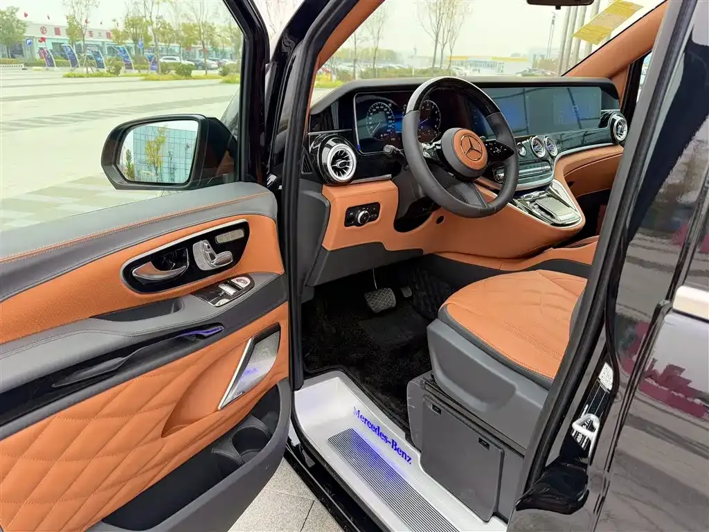 Mercedes-Benz Vito 2025 из CN, фото 4