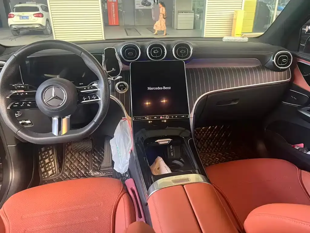 Mercedes-Benz GLC 2023 из CN, фото 6