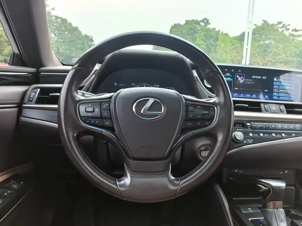 Lexus ES 2021 из CN, фото 9