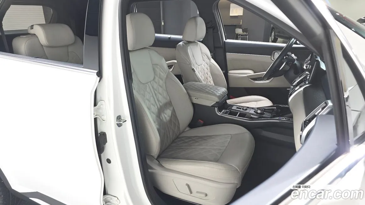 Kia Sorento — фото 10
