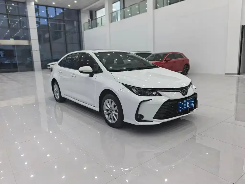 Toyota Corolla 2022 из CN, фото 3