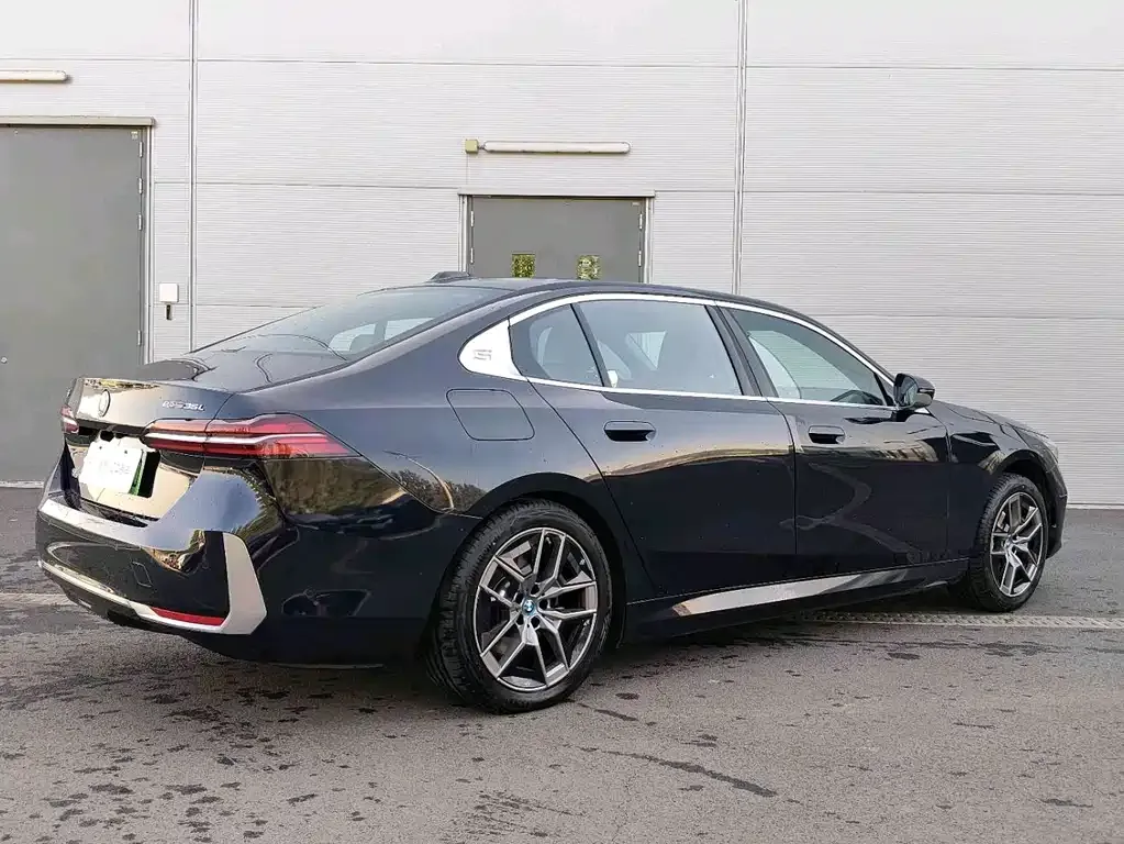 BMW i5 2024 из CN, фото 4