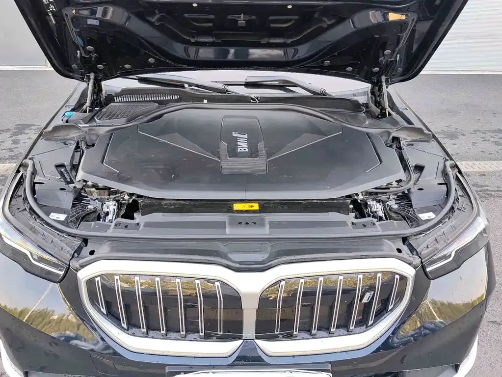 BMW i5 2024 из CN, фото 5