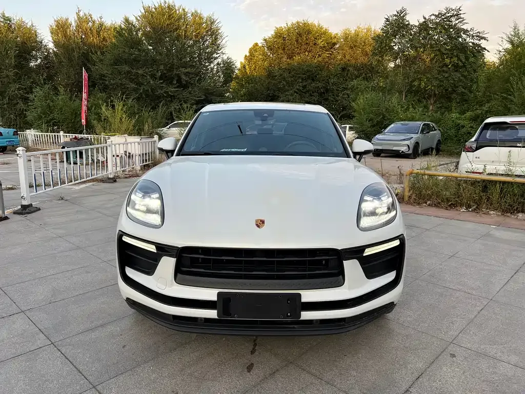 Porsche Macan 2025 из CN, фото 2