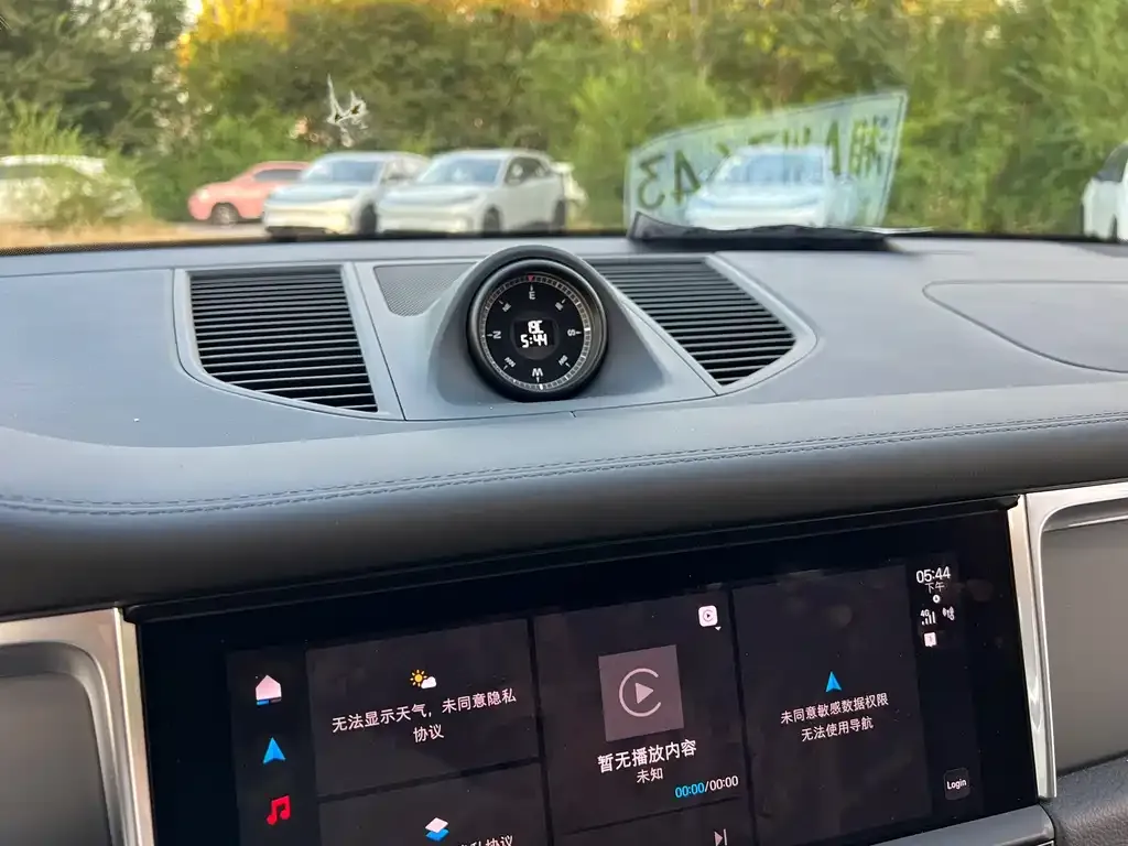 Porsche Macan 2025 из CN, фото 6