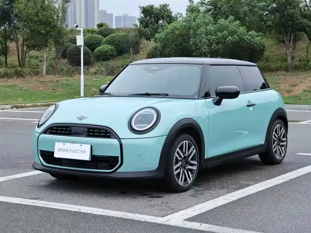 MINI Cooper (3-door) 2025 из CN, фото 1
