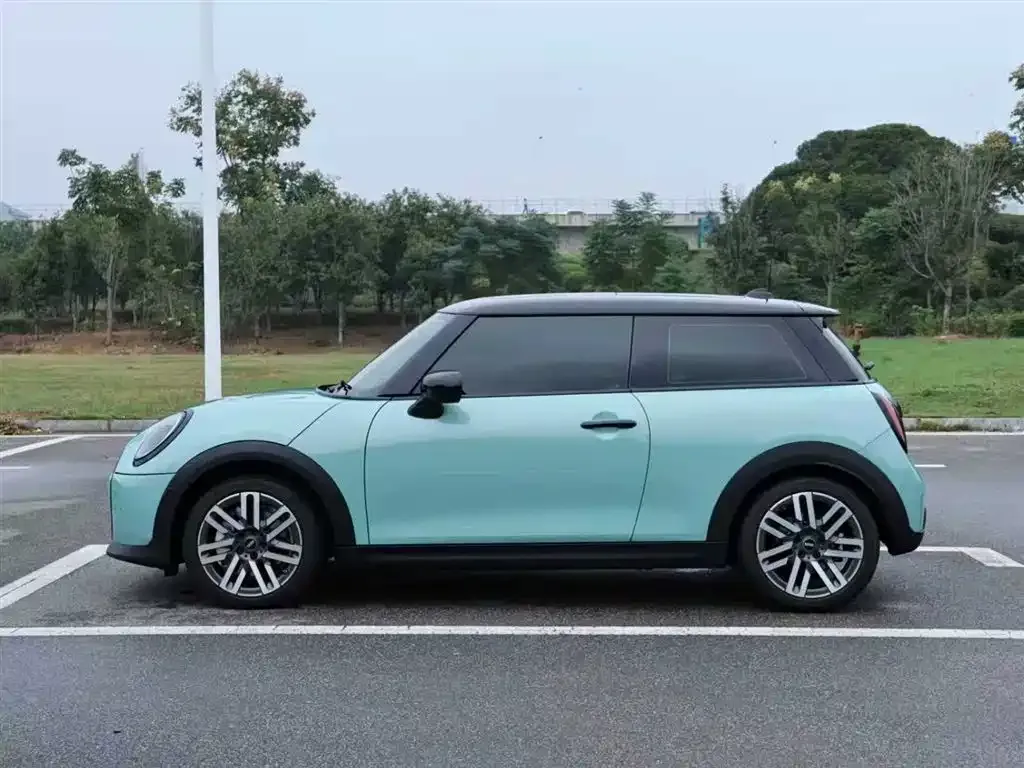 MINI Cooper (3-door) 2025 из CN, фото 5
