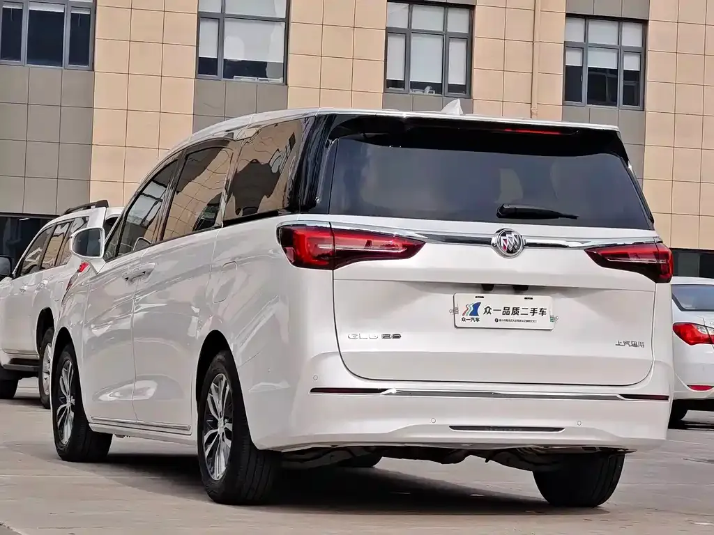 Buick GL8 2024 из CN, фото 5