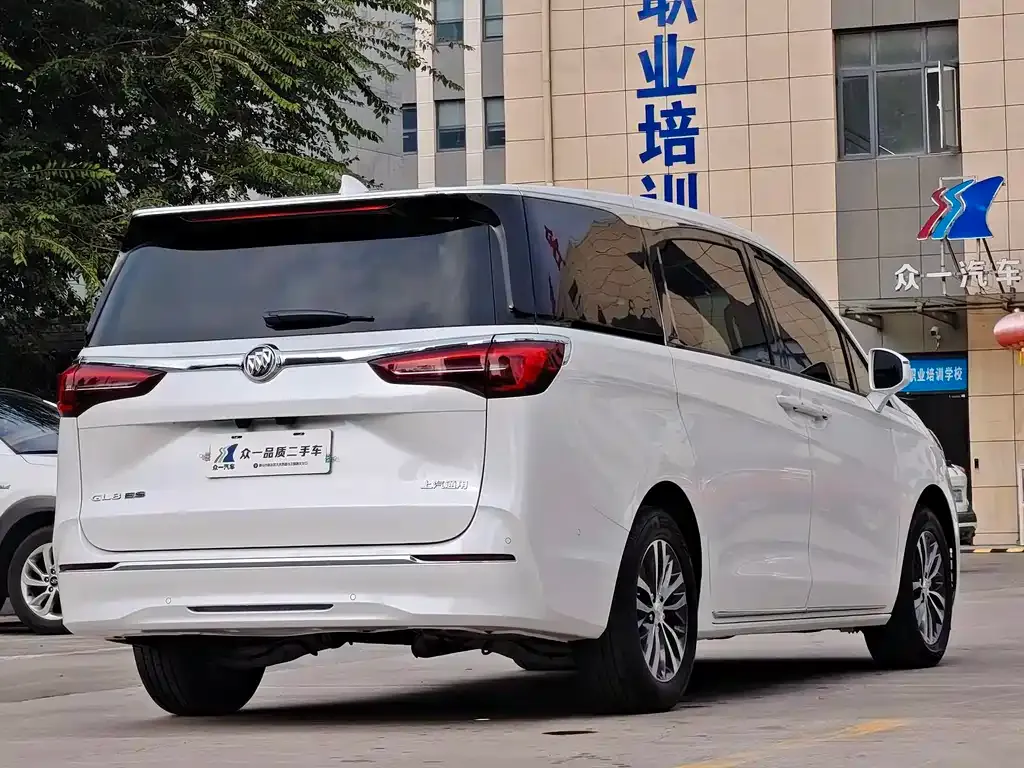 Buick GL8 2024 из CN, фото 7