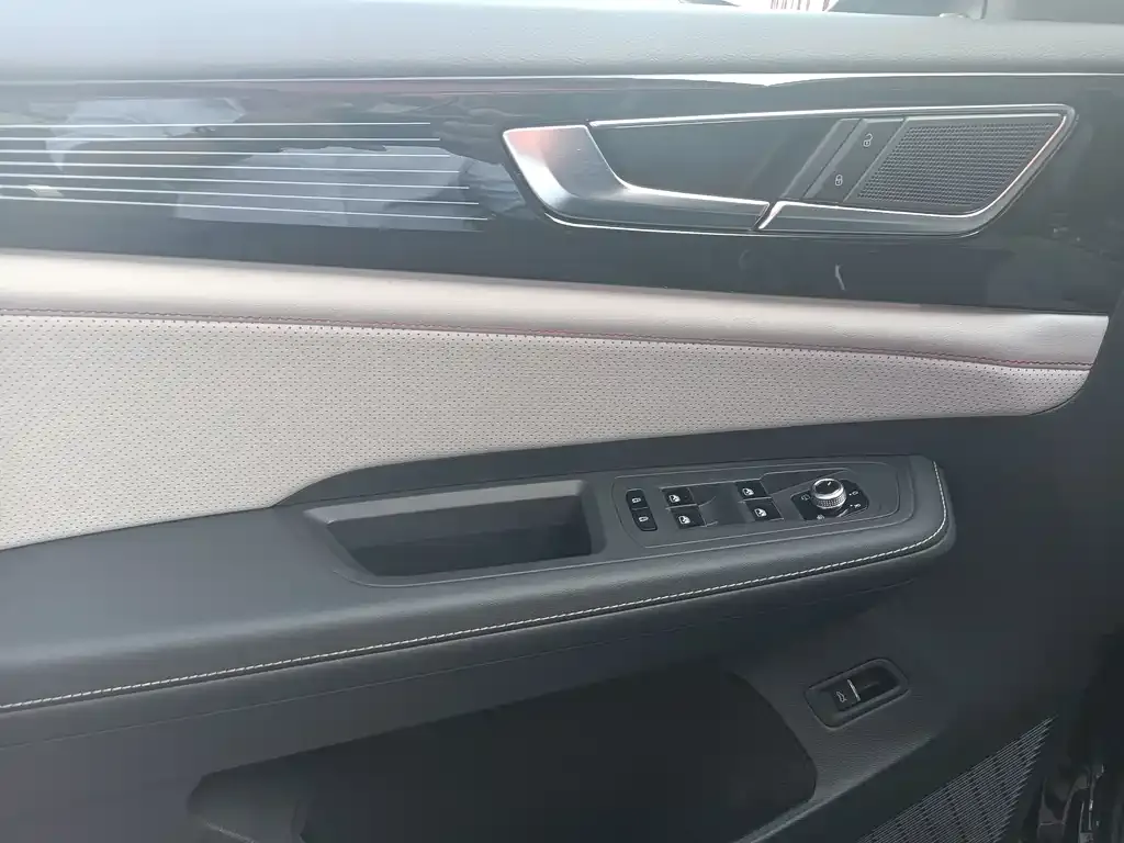 Volkswagen Teramont 2023 из CN, фото 4