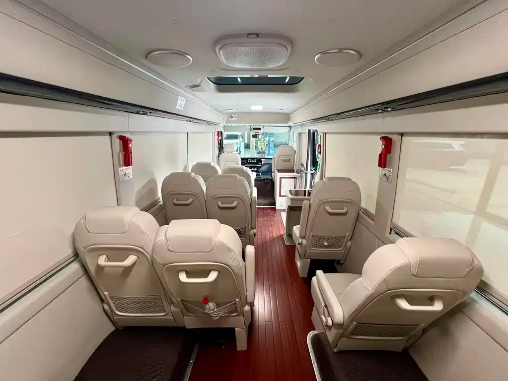 Hongqi QM7 (Guoyue) 2025 из CN, фото 9