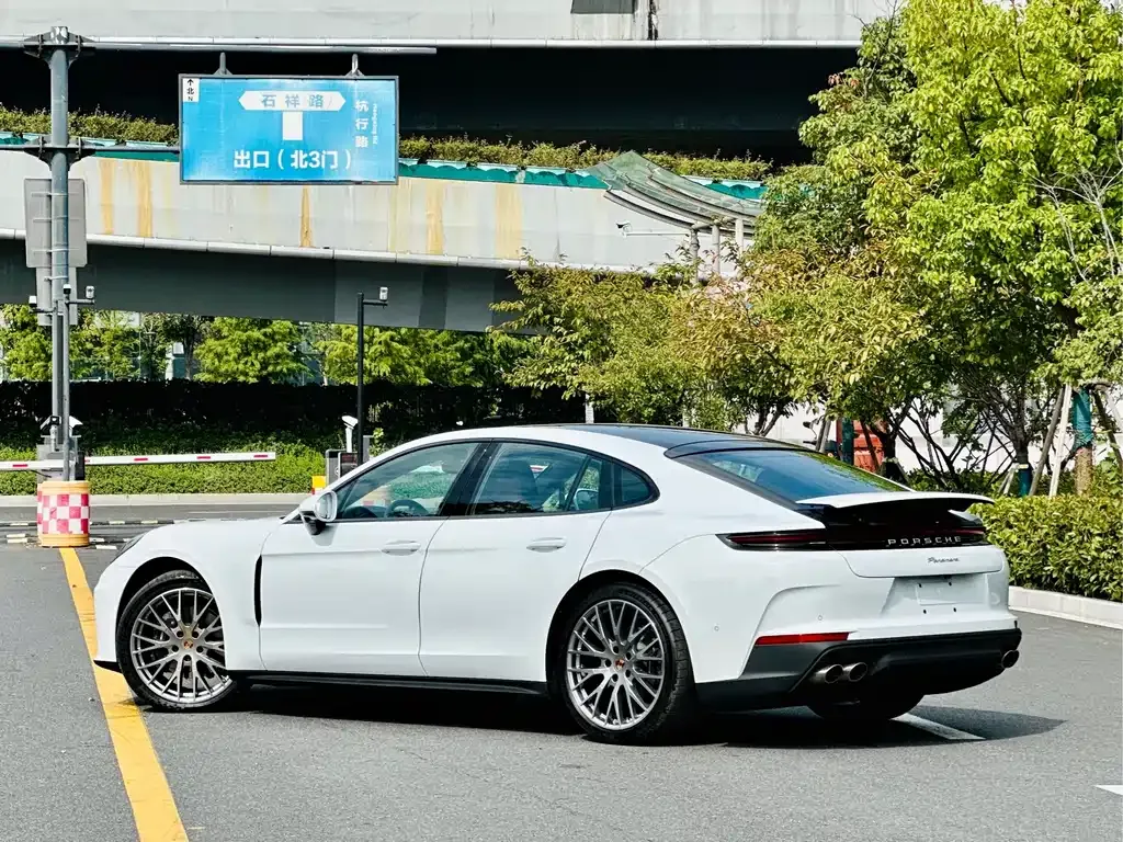 Porsche Panamera 2024 из CN, фото 6