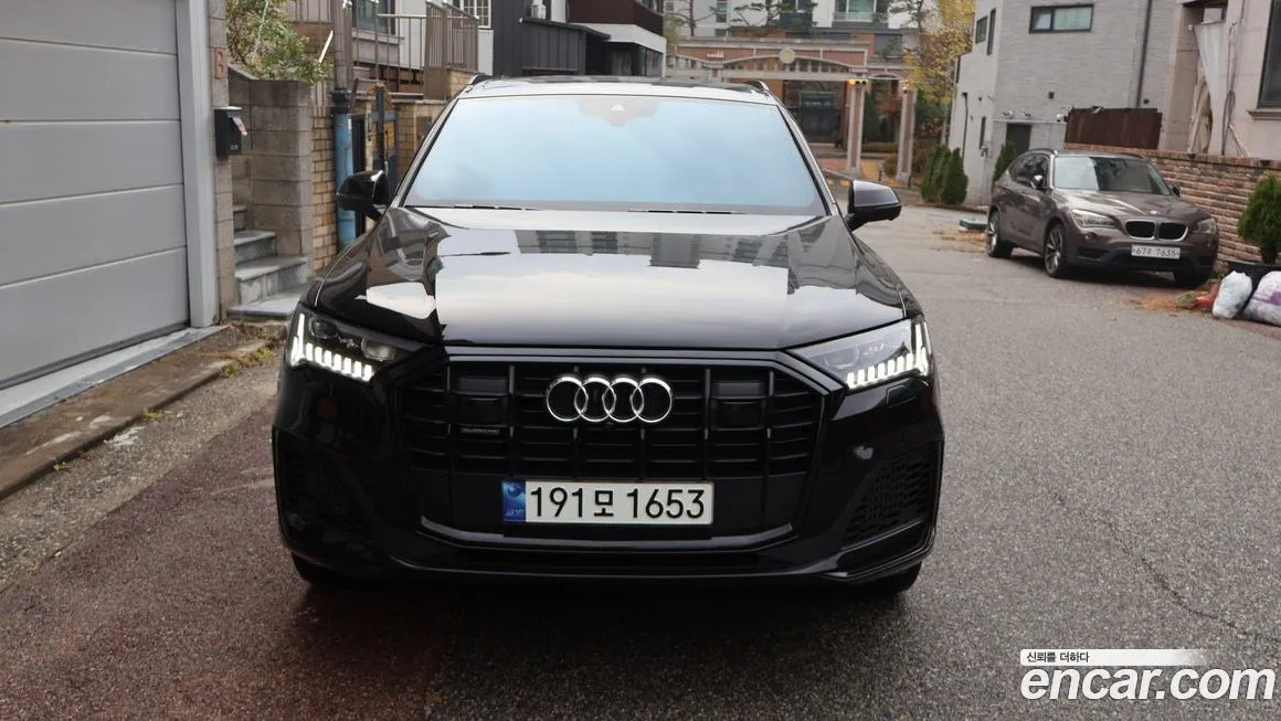 Audi Q7 2023 из KR, фото 1