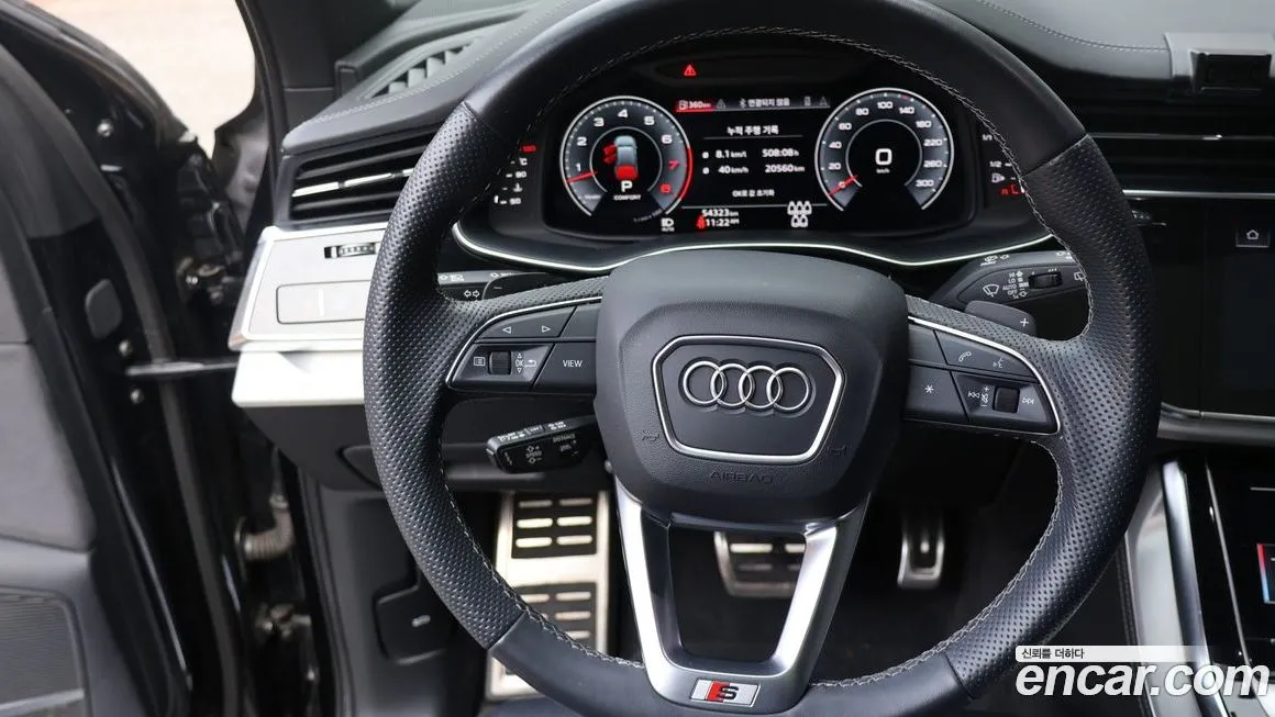 Audi Q7 2023 из KR, фото 10