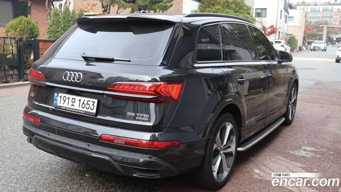 Audi Q7 2023 из KR, фото 6