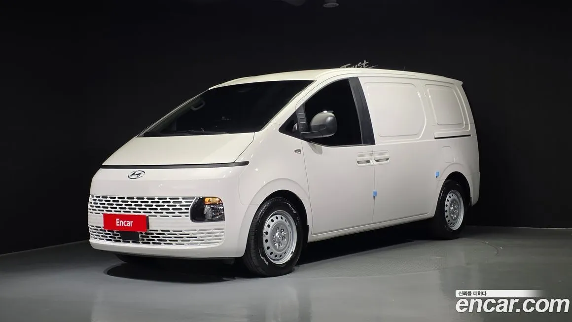Hyundai Staria 2022 из KR, фото 1