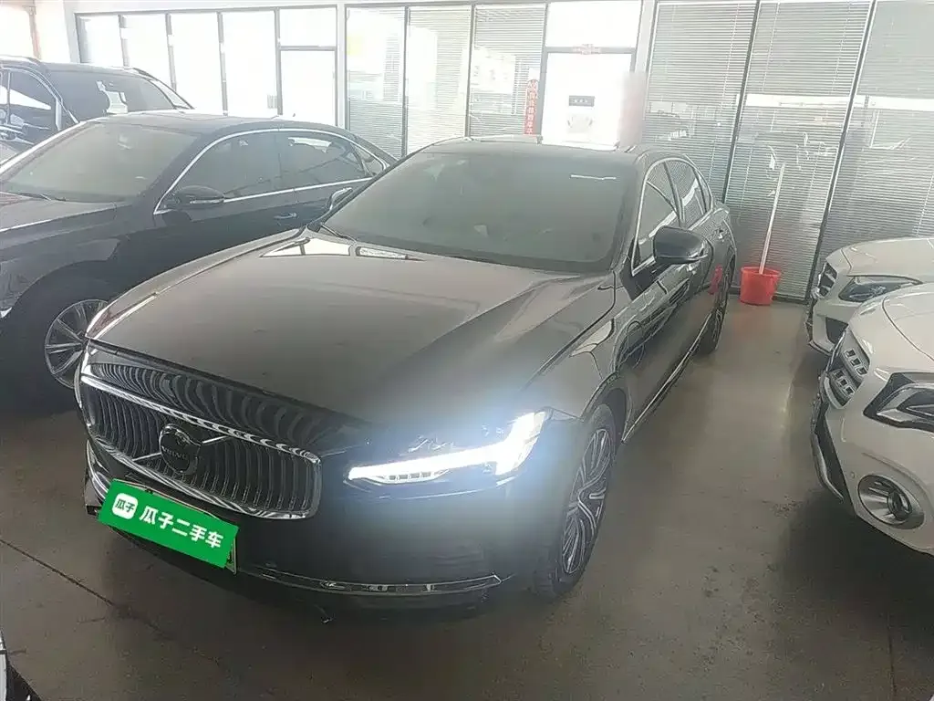 Volvo S90 PHEV 2021 из CN, фото 1