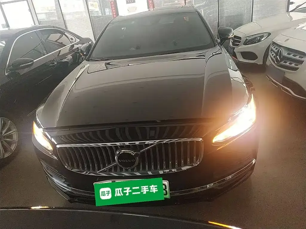 Volvo S90 PHEV 2021 из CN, фото 3
