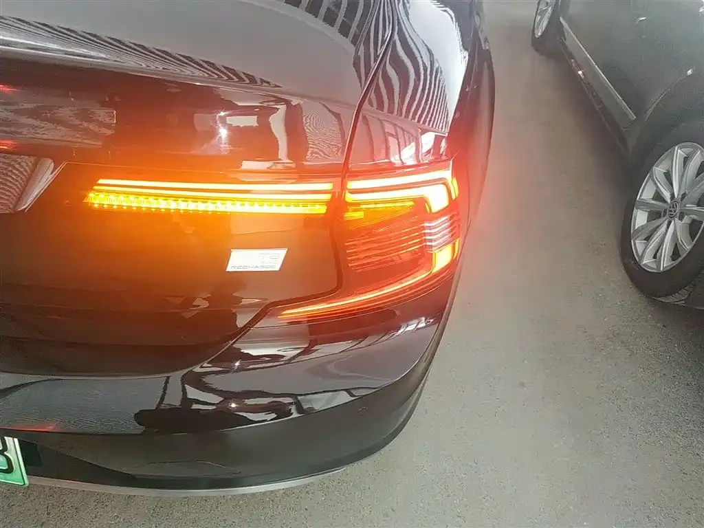 Volvo S90 PHEV 2021 из CN, фото 8