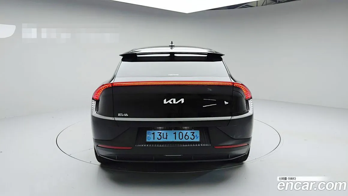 Kia EV6 — фото 5