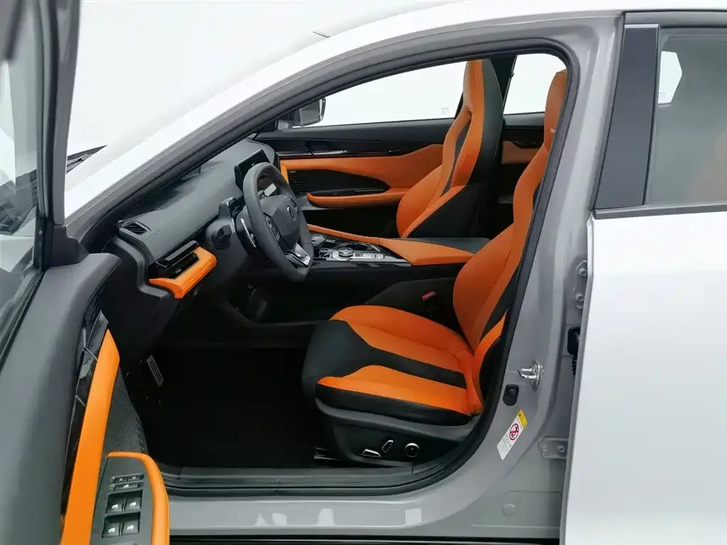 Changan UNI-V 2023 из CN, фото 10