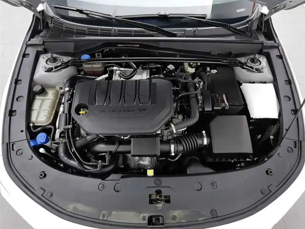 Changan UNI-V 2023 из CN, фото 6