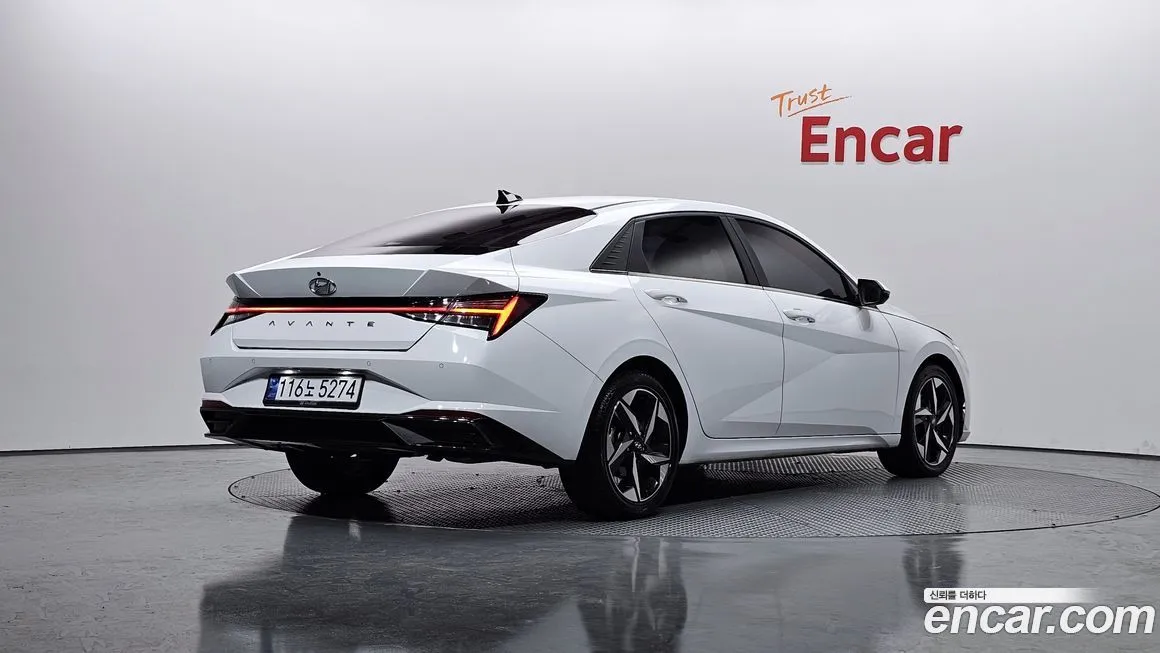 Hyundai AVANTE — фото 3