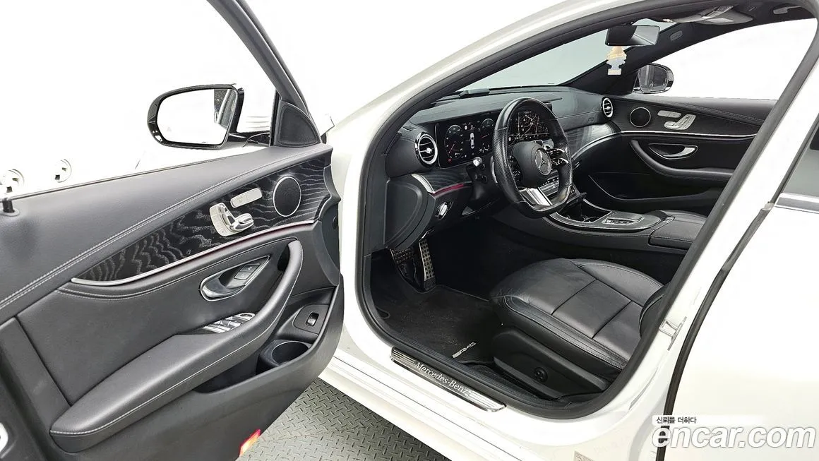 Mercedes-Benz E-Class 2021 из KR, фото 10