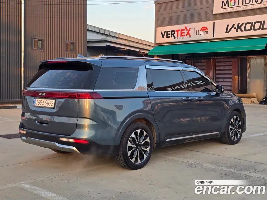 Kia Carnival — фото 2