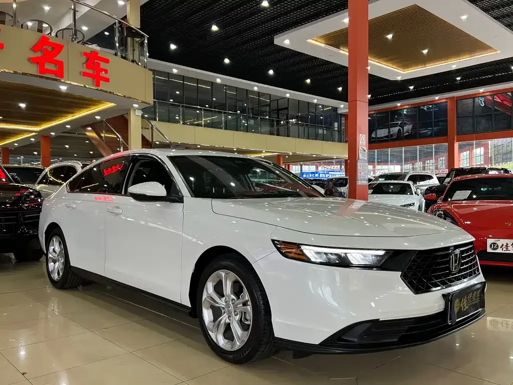 Honda Accord — фото 3