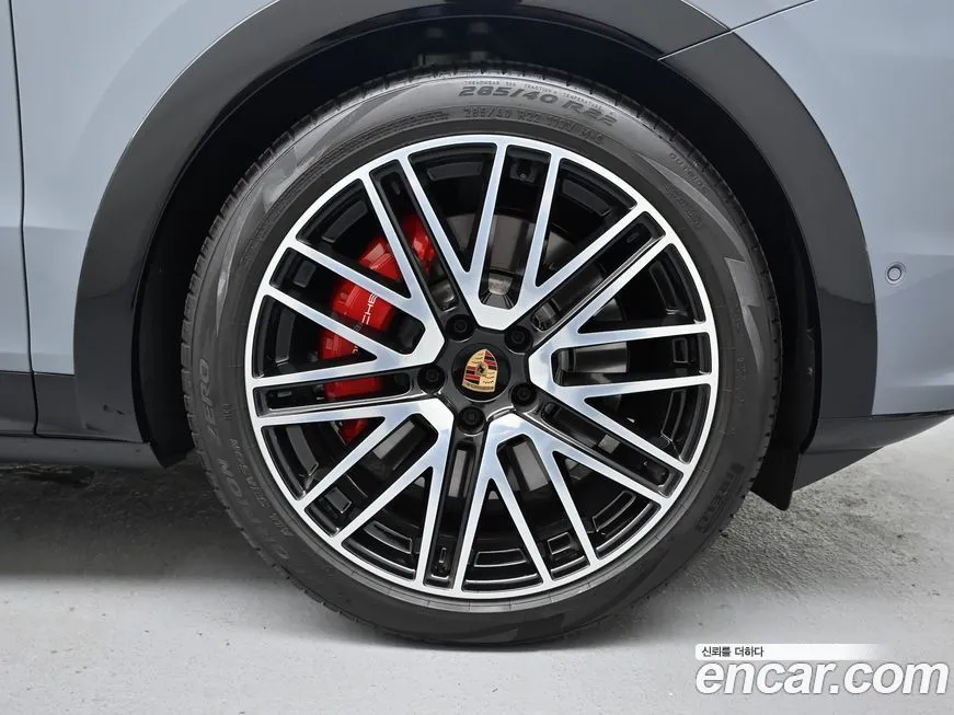 Porsche Cayenne 2025 из KR, фото 5