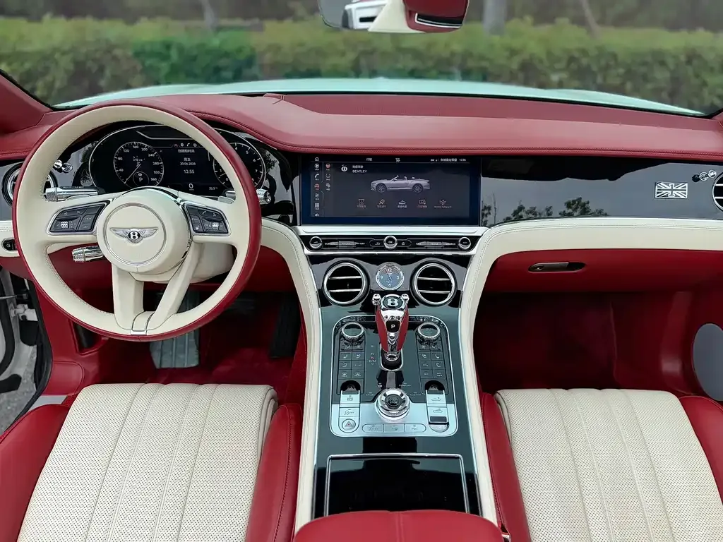 Bentley Continental 2022 из CN, фото 10