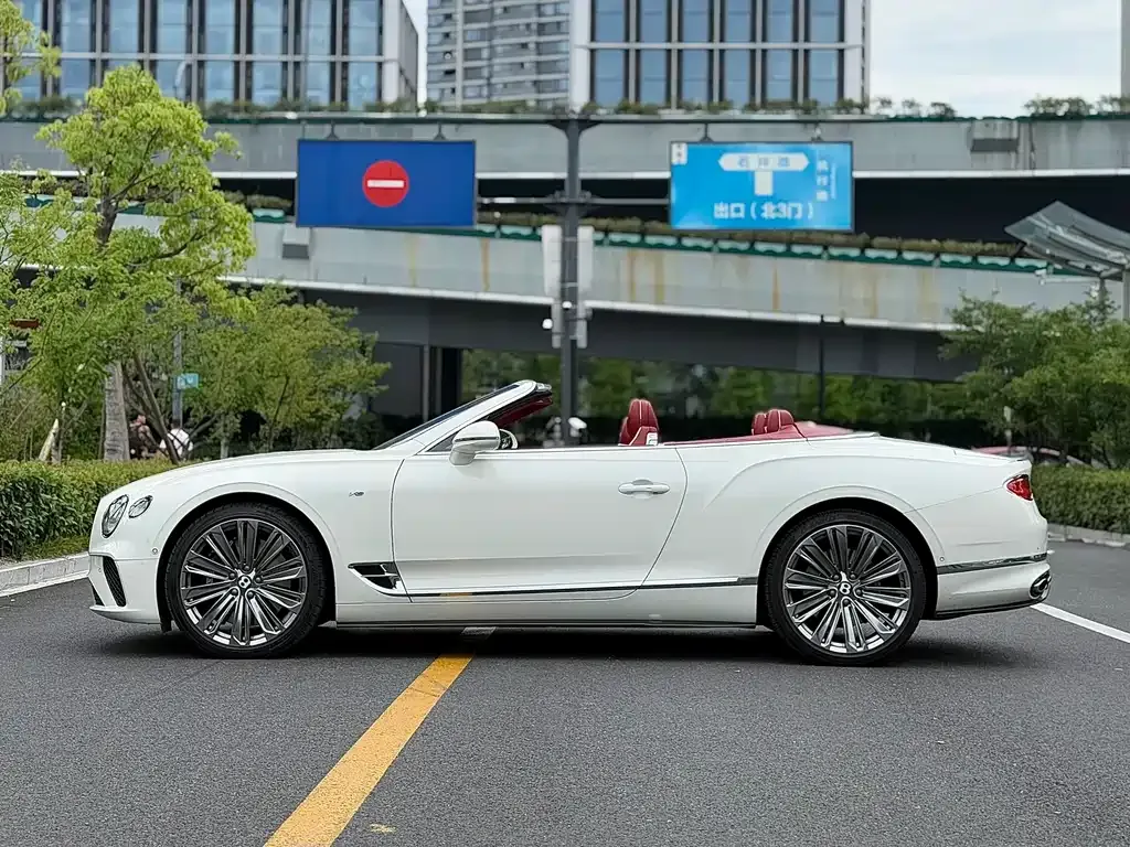 Bentley Continental 2022 из CN, фото 4
