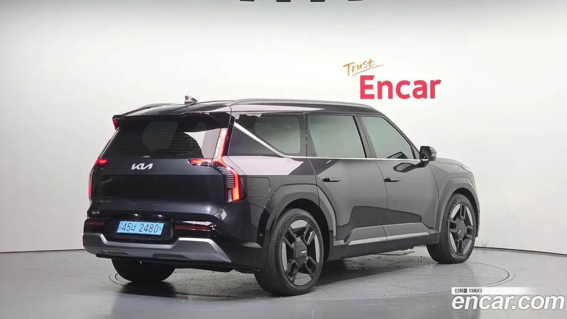 Kia EV9 2024 из KR, фото 2
