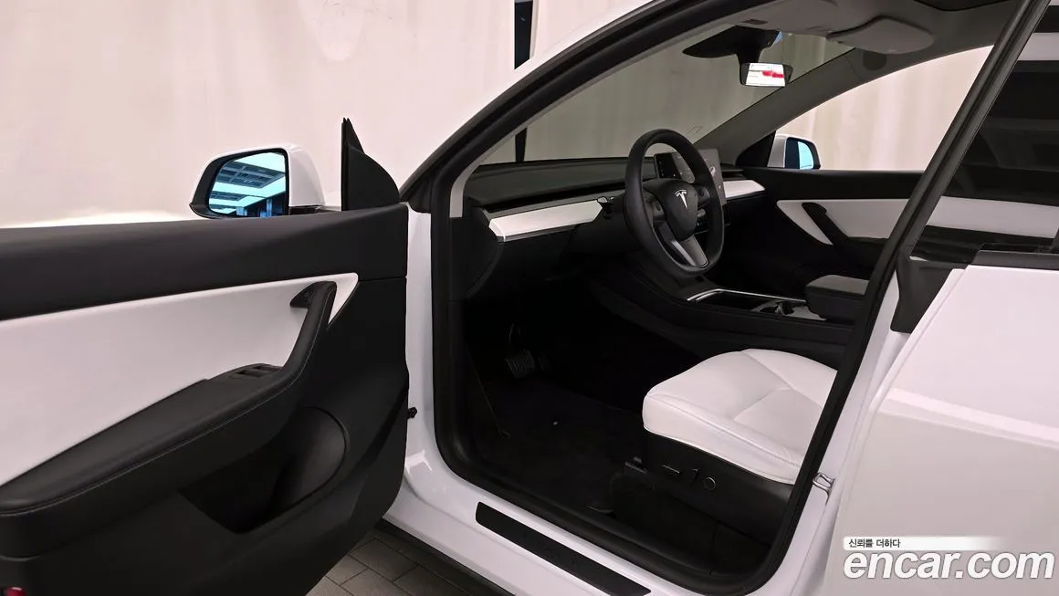Tesla Model Y 2022 из KR, фото 10