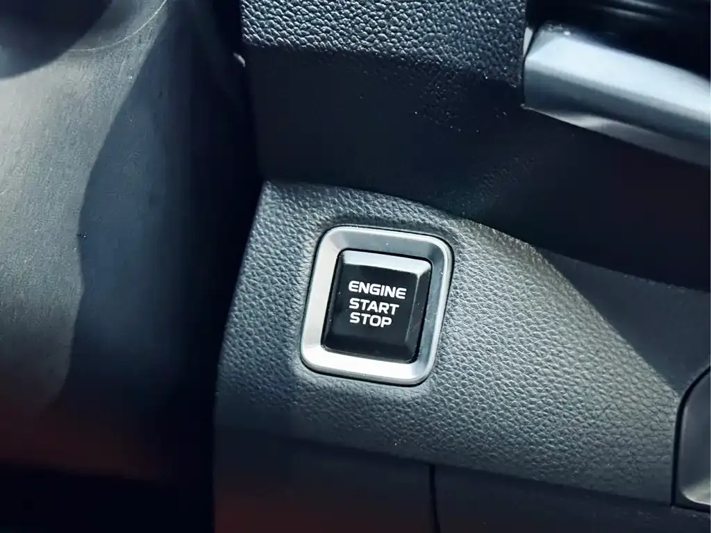 Geely Haoyue L 2023 из CN, фото 2