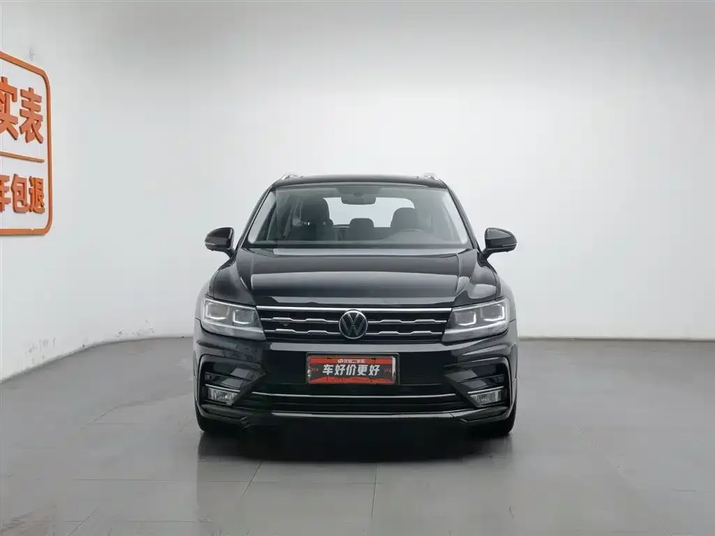 Volkswagen Tiguan L — фото 3