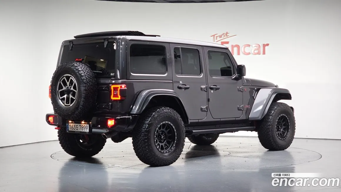 Jeep Wrangler 2025 из KR, фото 2