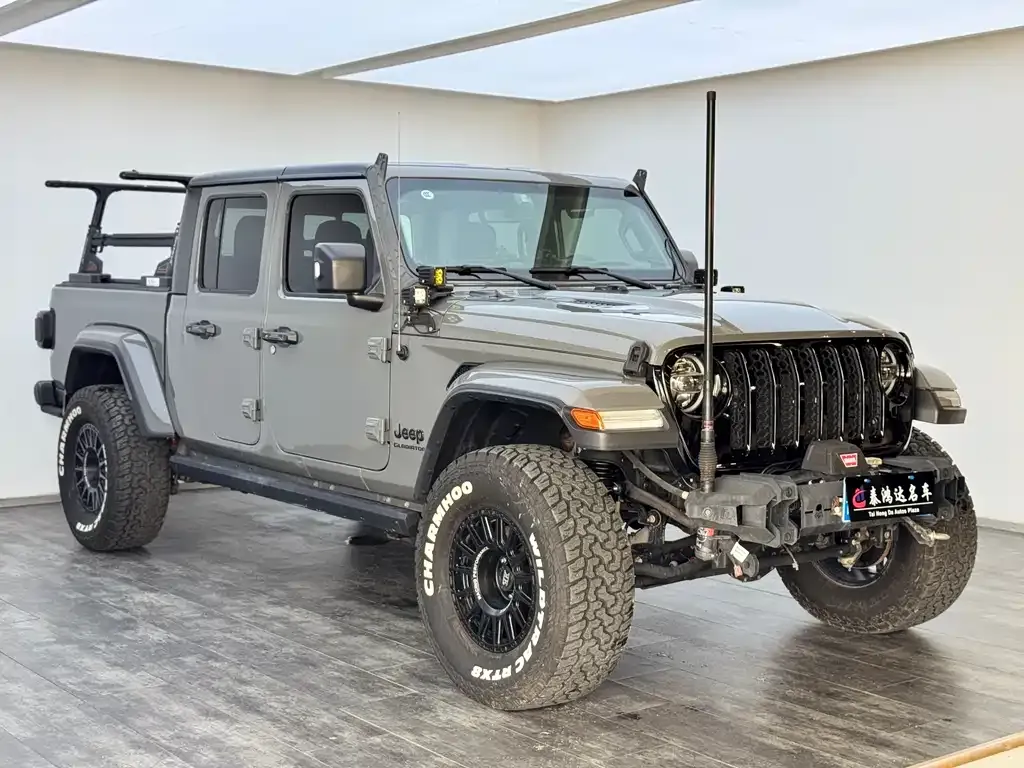 Jeep Gladiator 2022 из CN, фото 2