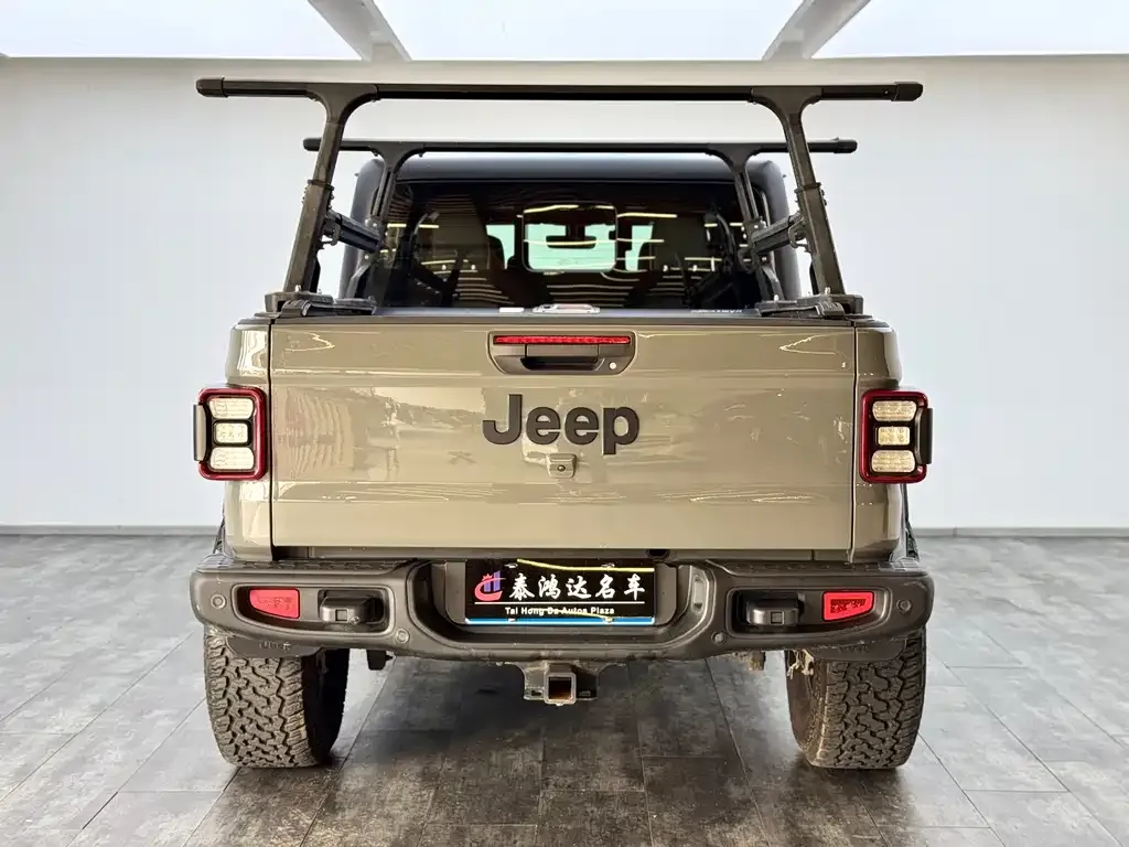 Jeep Gladiator 2022 из CN, фото 6