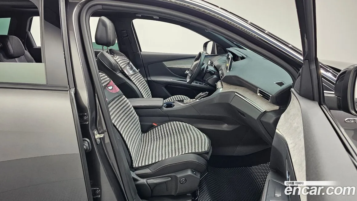 Peugeot 5008 2022 из KR, фото 10