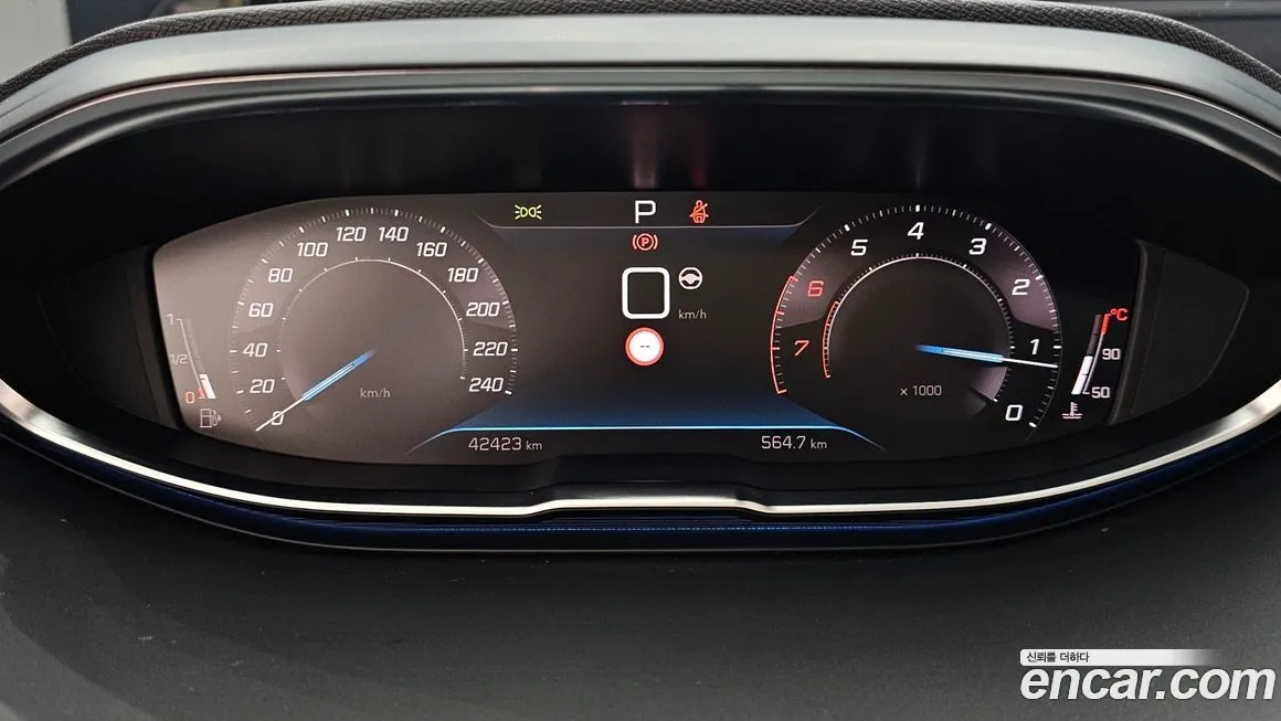 Peugeot 5008 2022 из KR, фото 8