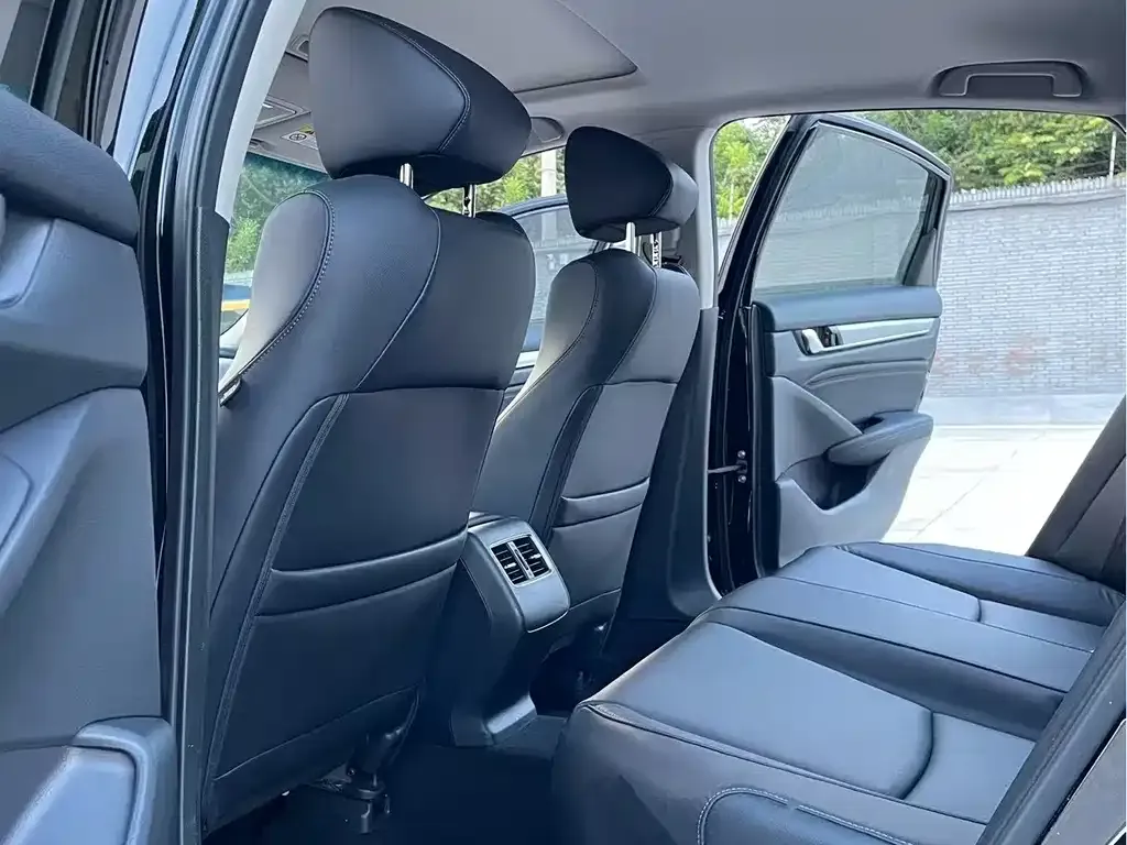 Honda Accord 2021 из CN, фото 7