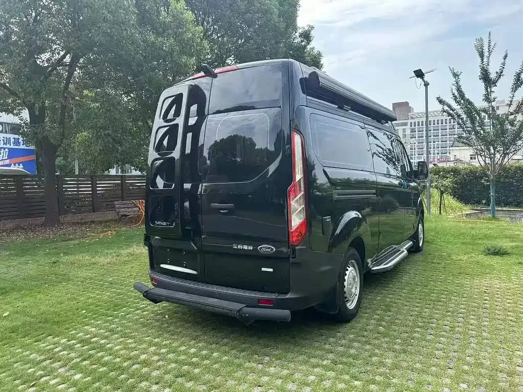 Ford Transit 2021 из CN, фото 4