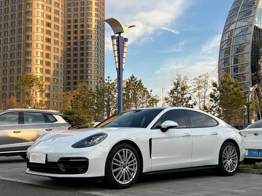 Porsche Panamera 2022 из CN, фото 1