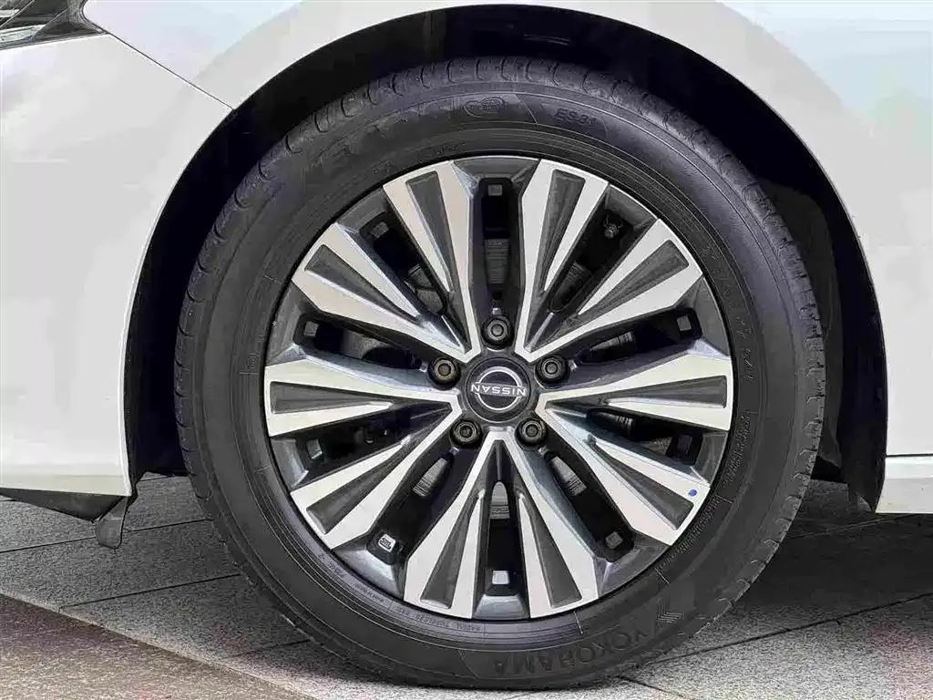 Nissan Teana 2024 из CN, фото 4