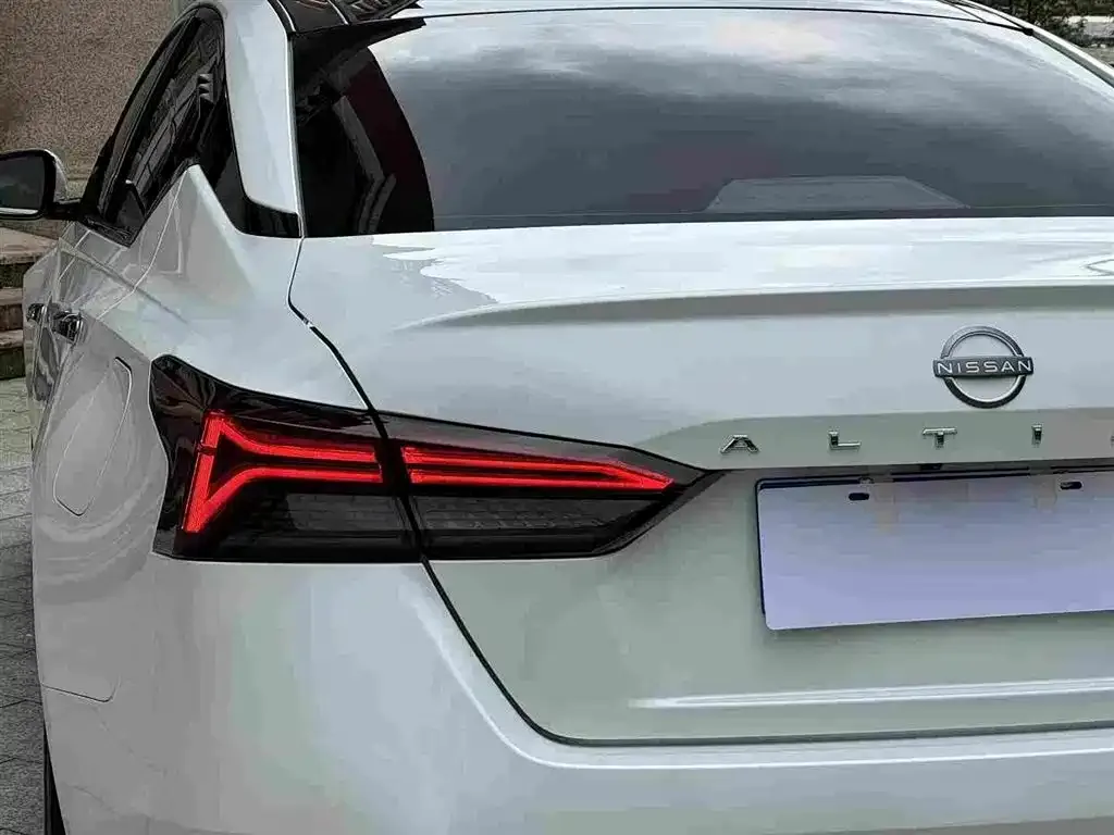 Nissan Teana 2024 из CN, фото 9