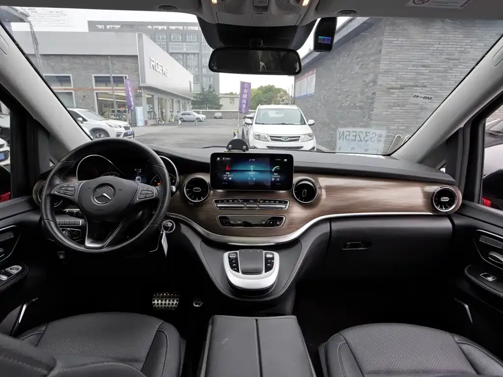 Mercedes-Benz V-Class 2021 из CN, фото 7