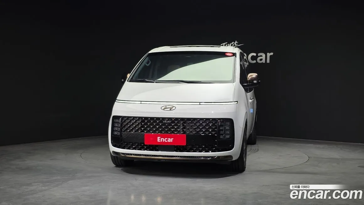 Hyundai Staria 2023 из KR, фото 3