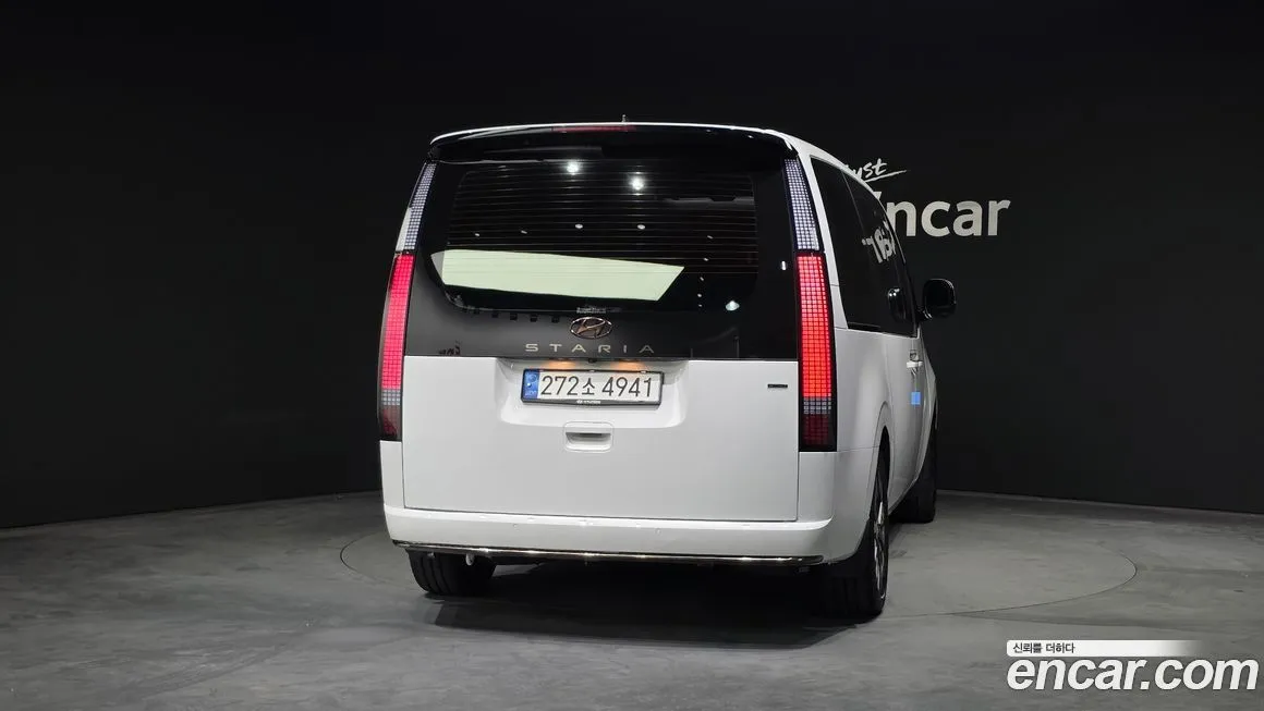 Hyundai Staria 2023 из KR, фото 4